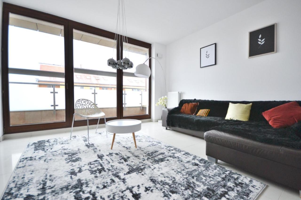 Apartament Kazimierza Wielkiego 5 Apartment พอซนาน ภายนอก รูปภาพ