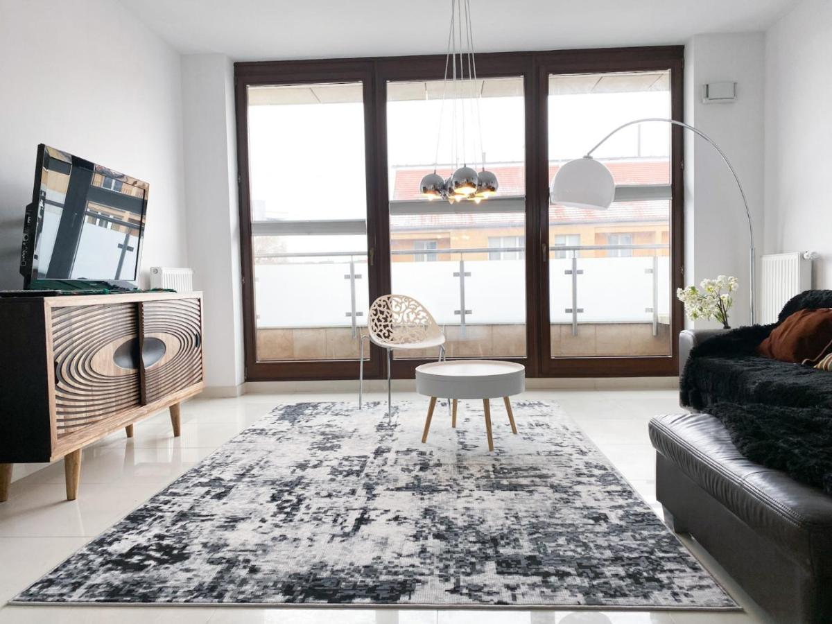 Apartament Kazimierza Wielkiego 5 Apartment พอซนาน ภายนอก รูปภาพ