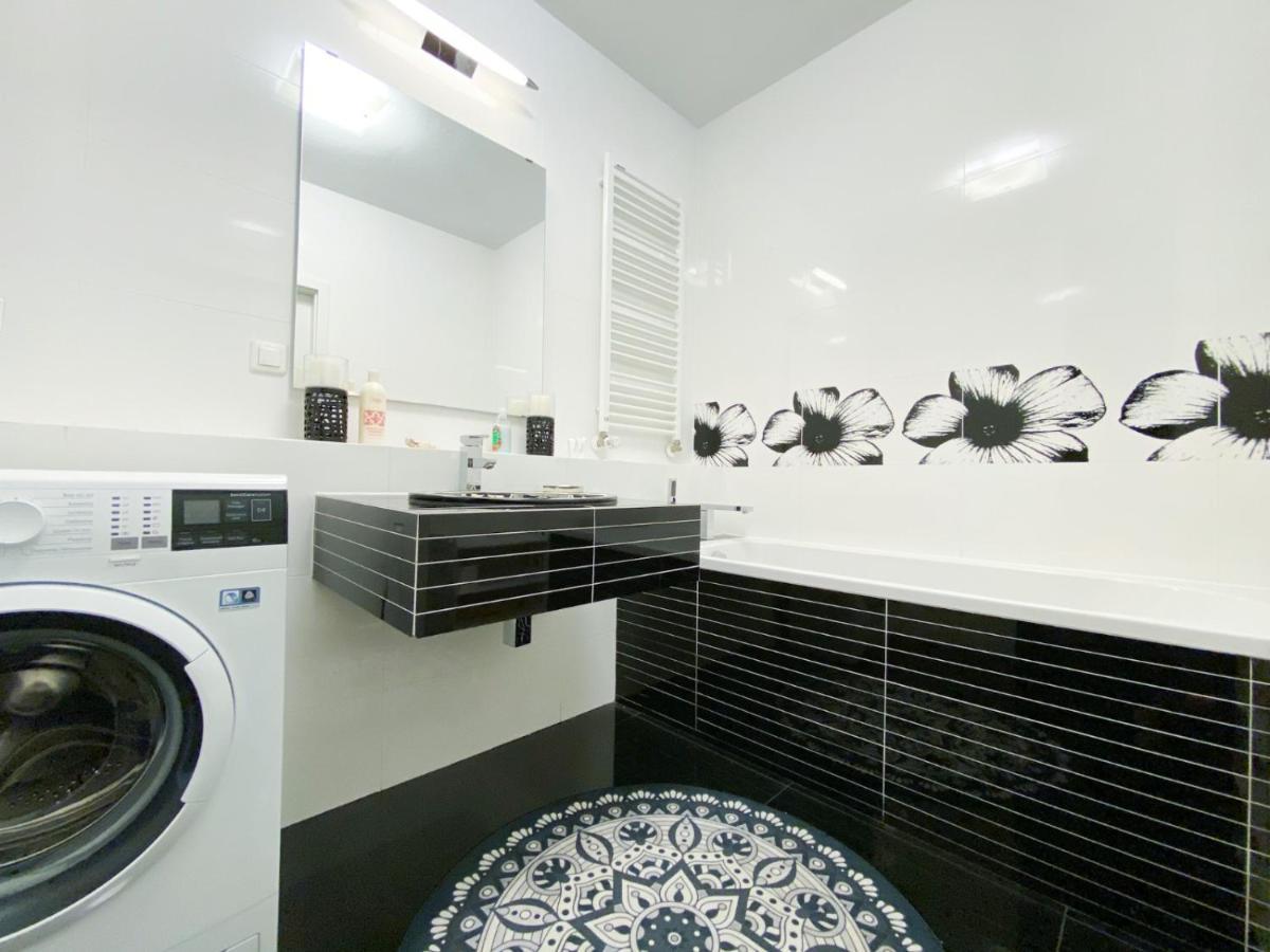 Apartament Kazimierza Wielkiego 5 Apartment พอซนาน ภายนอก รูปภาพ